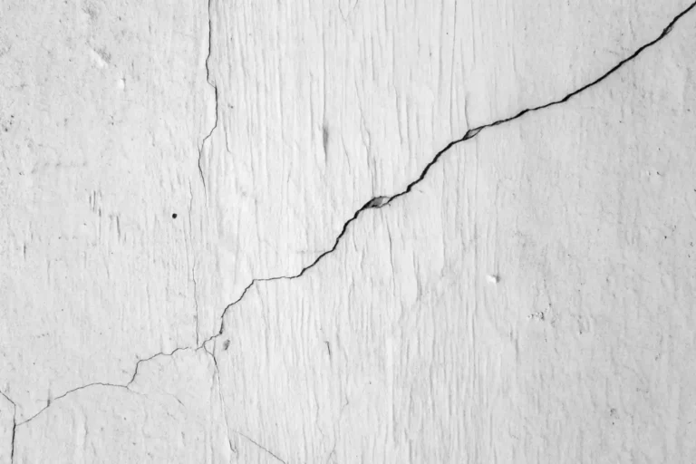 Plaster Walls Cracking